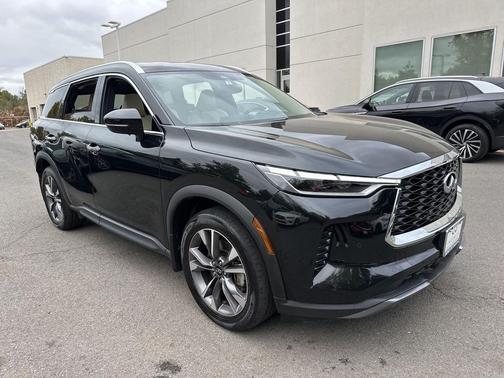 2022 INFINITI QX60 Luxe