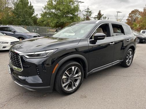 2022 INFINITI QX60 Luxe