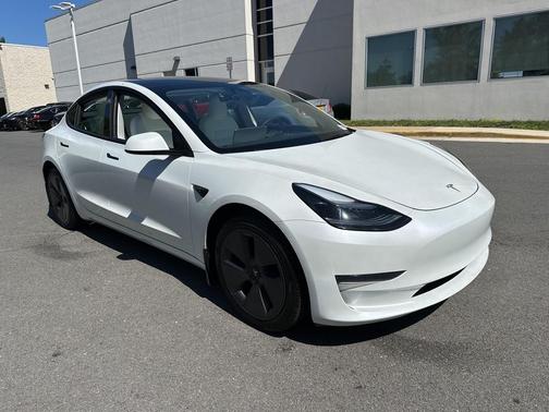 2023 Tesla Model 3 Standard Range