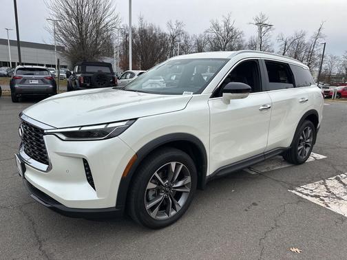 2024 INFINITI QX60 Luxe