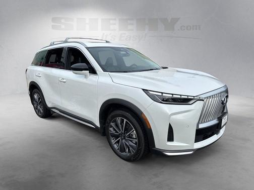 Radiant White 2026 INFINITI QX60 LUXE