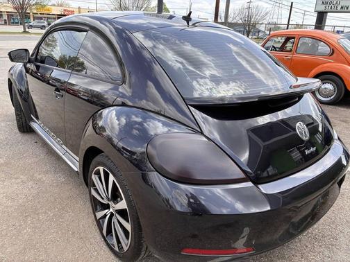 Deep Black Pearl Metallic 2012 Volkswagen Beetle 2.0T Turbo Launch Edition