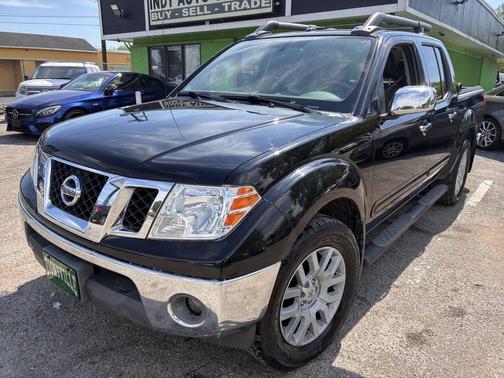 Black 2010 Nissan Frontier LE