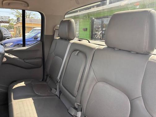 Black 2010 Nissan Frontier LE