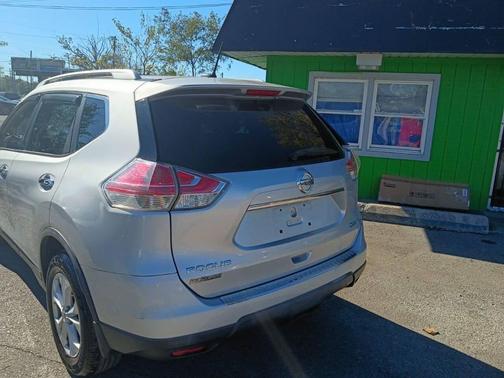 Brilliant Silver 2015 Nissan Rogue SV