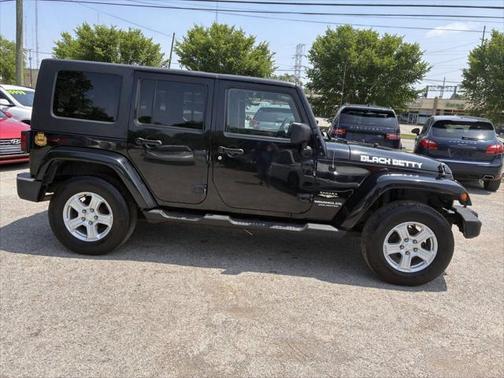 2010 Jeep Wrangler Unlimited Sahara