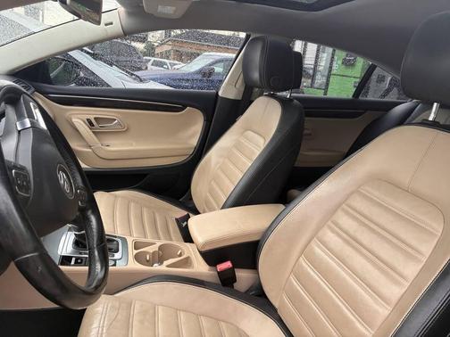 Night Blue Metallic 2014 Volkswagen CC 2.0T Executive
