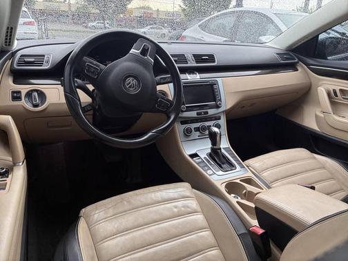 Night Blue Metallic 2014 Volkswagen CC 2.0T Executive