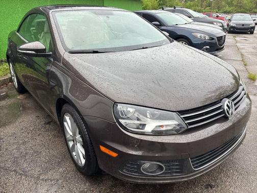 Gold 2012 Volkswagen Eos Komfort