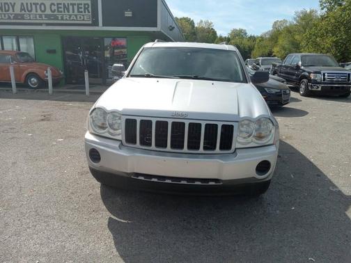 2006 Jeep Grand Cherokee Laredo