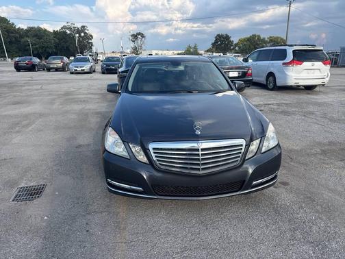 Gray 2013 Mercedes-Benz E-Class E 350 BlueTEC Luxury 4dr Sedan