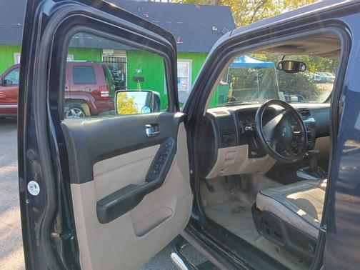 Blue 2008 Hummer H3 Base