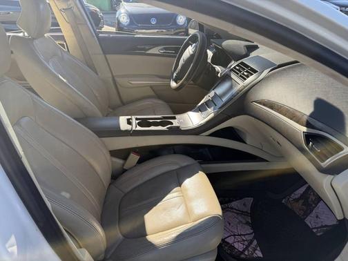 2013 Lincoln MKZ Base