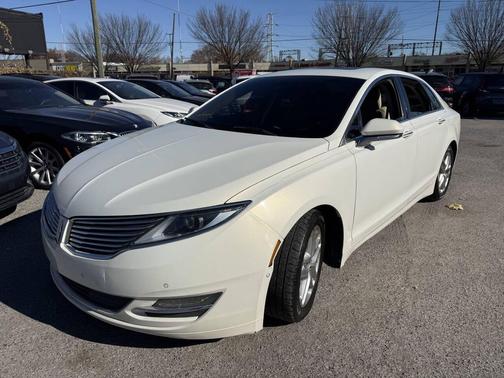 2013 Lincoln MKZ Base