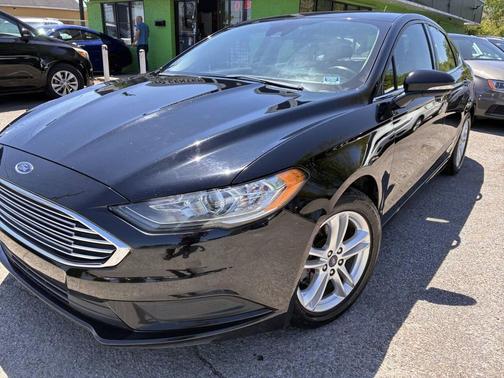 Shadow Black 2018 Ford Fusion SE