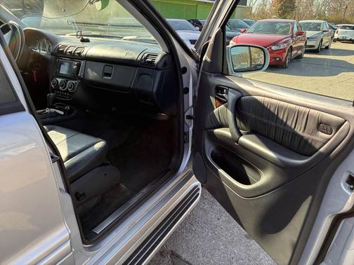 2005 Mercedes-Benz M-Class 4MATIC