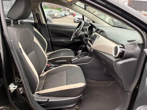 2021 Nissan Versa 1.6 SV