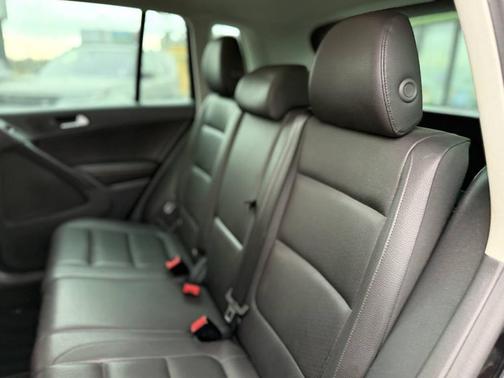 2017 Volkswagen Tiguan 2.0T Wolfsburg Edition