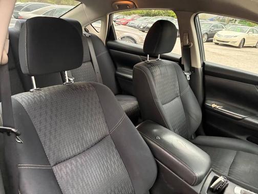Charcoal 2016 Nissan Altima 2.5