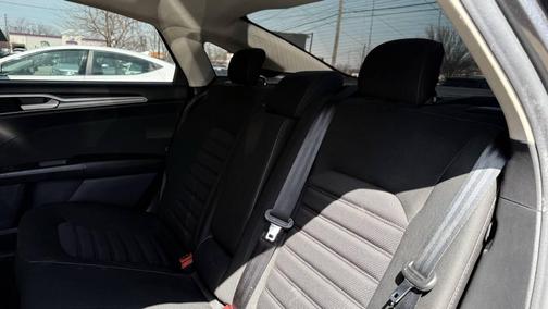 Magnetic Metallic 2019 Ford Fusion SE