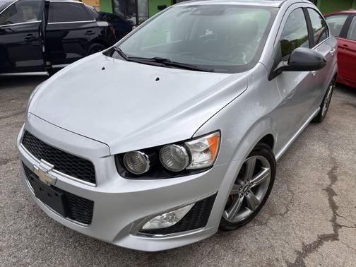 Silver Ice Metallic 2015 Chevrolet Sonic RS