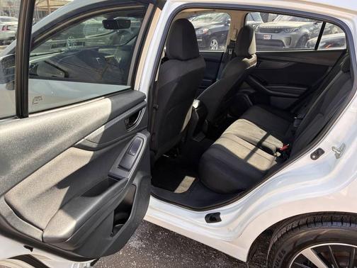 2020 Subaru Impreza Premium 5-Door