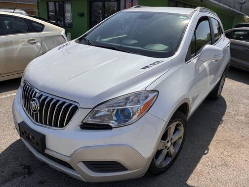 White Pearl Tricoat 2014 Buick Encore Base
