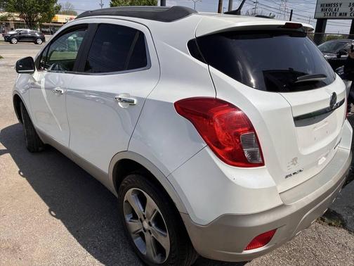 White Pearl Tricoat 2014 Buick Encore Base