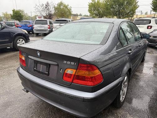 2003 BMW 325 325i 4dr Sedan