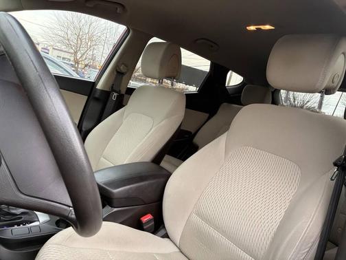 2016 Hyundai Santa Fe Sport 2.4L