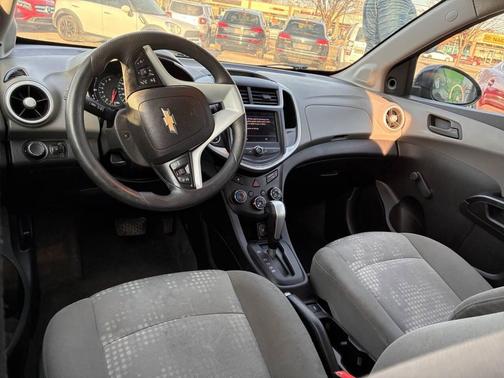 2020 Chevrolet Sonic FWD Hatchback 1FL 5-Door