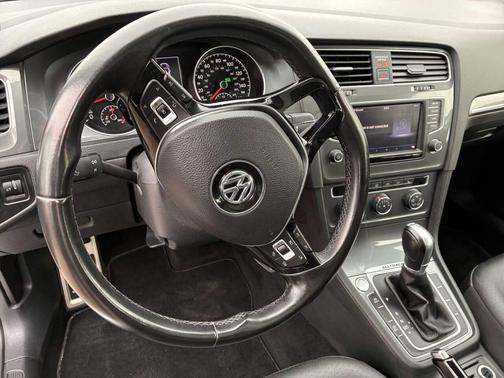 2017 Volkswagen Golf Alltrack TSI SEL