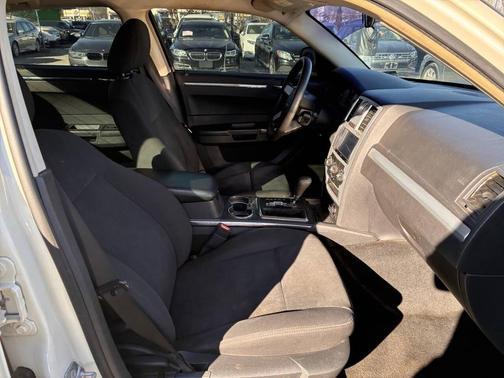 2010 Chrysler 300 Touring