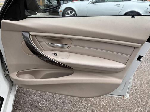 White 2013 BMW 328 xDrive