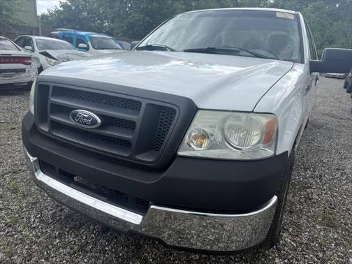 2005 Ford F-150 XL
