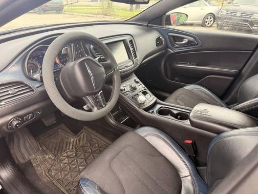 Black Clearcoat 2015 Chrysler 200 S