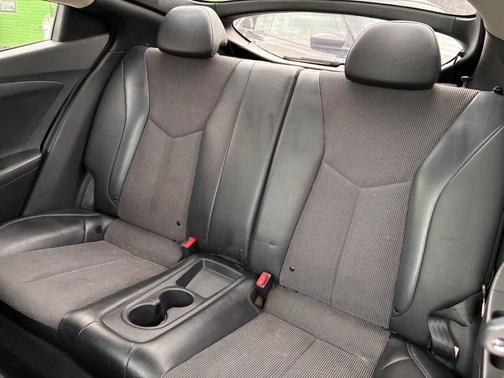 2012 Hyundai Veloster Base
