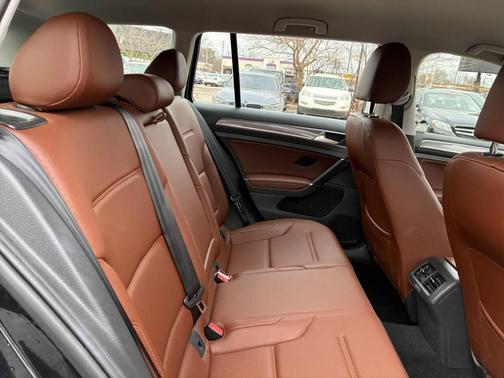 2017 Volkswagen Golf Alltrack TSI SEL