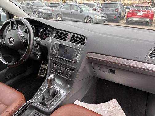 2017 Volkswagen Golf Alltrack TSI SEL