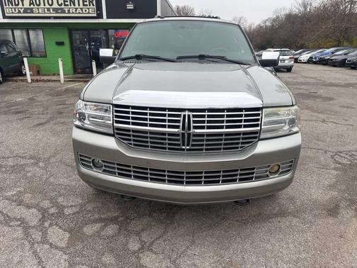 2009 Lincoln Navigator Base