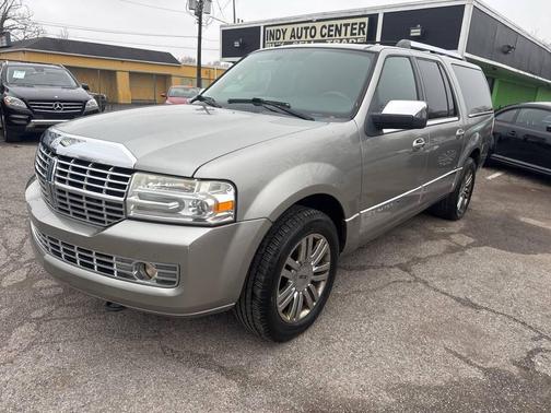 2009 Lincoln Navigator Base