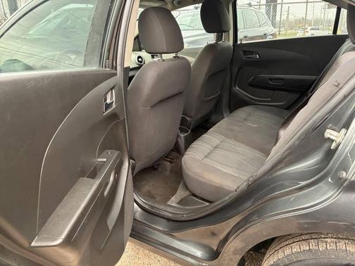 2017 Chevrolet Sonic LT