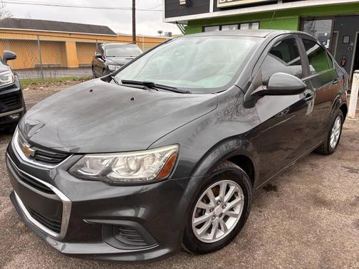 2017 Chevrolet Sonic LT