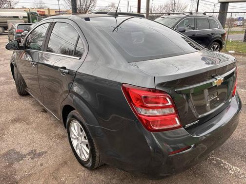 2017 Chevrolet Sonic LT