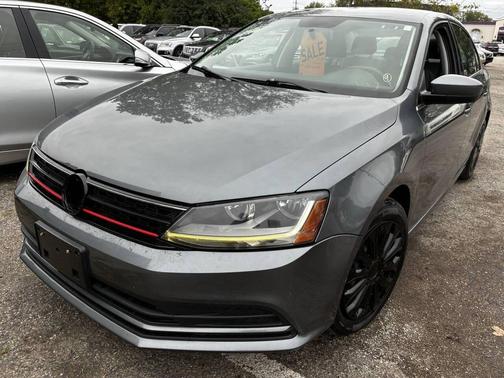 Platinum Gray Metallic 2017 Volkswagen Jetta 1.4T S