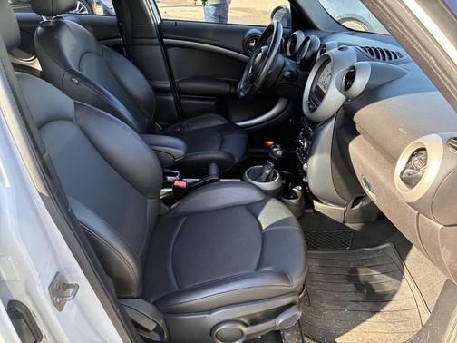 2012 MINI Cooper S Countryman Base