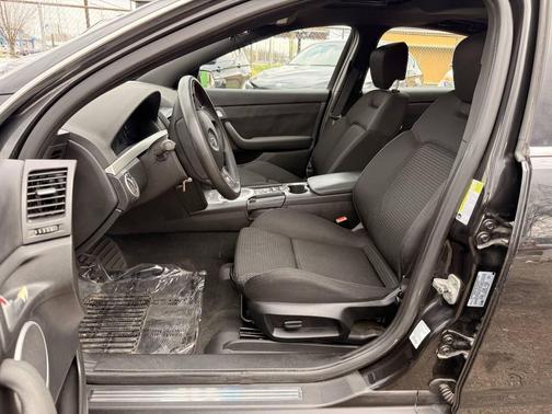 2009 Pontiac G8 Base w/Bluetooth 4dr Sedan