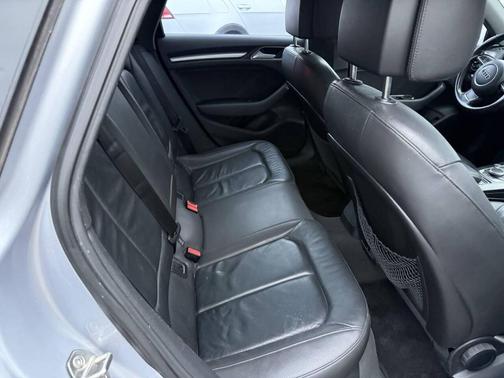 Florett Silver Metallic 2016 Audi A3 1.8T Premium