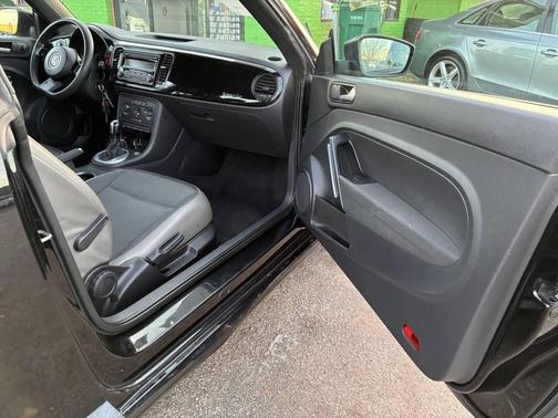 2015 Volkswagen Beetle 1.8T