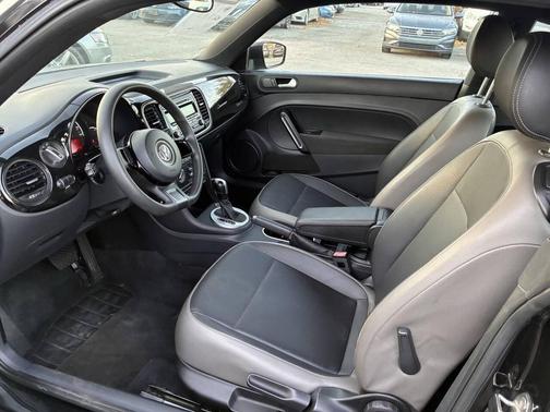 2015 Volkswagen Beetle 1.8T